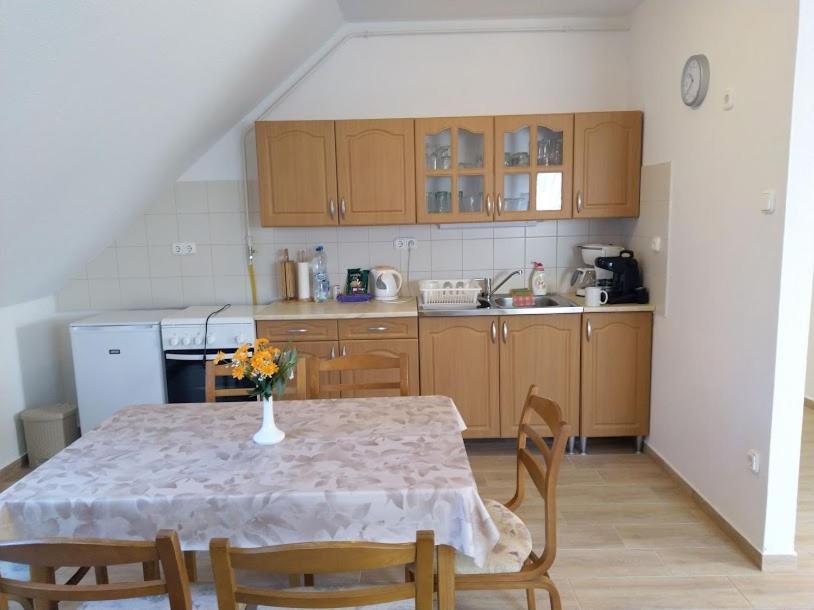 Foeveny Apartman 벌러토누드버리 외부 사진
