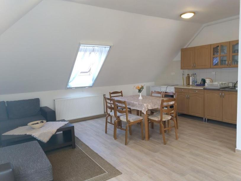 Foeveny Apartman 벌러토누드버리 외부 사진